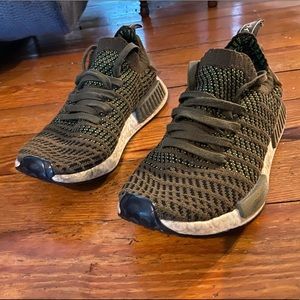 Adidas NMD R1 STLT Olive Green size 7